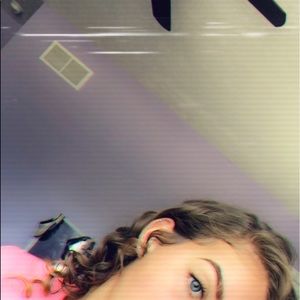 Meet your Posher, Jasmine